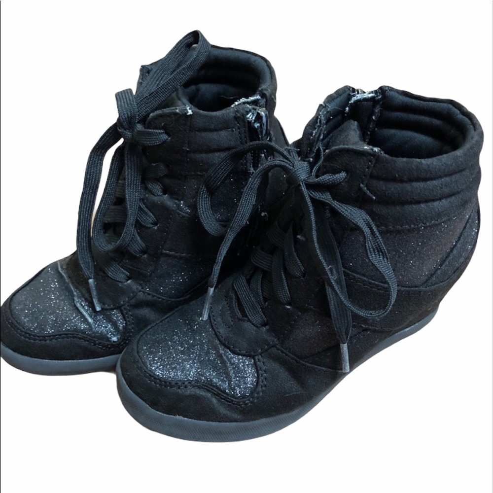 Girl's size 13 Brash Wedges.